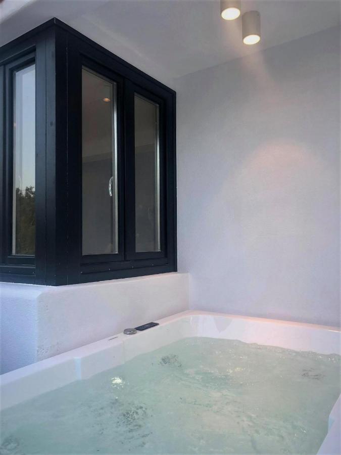 Candele Suites 费拉 外观 照片